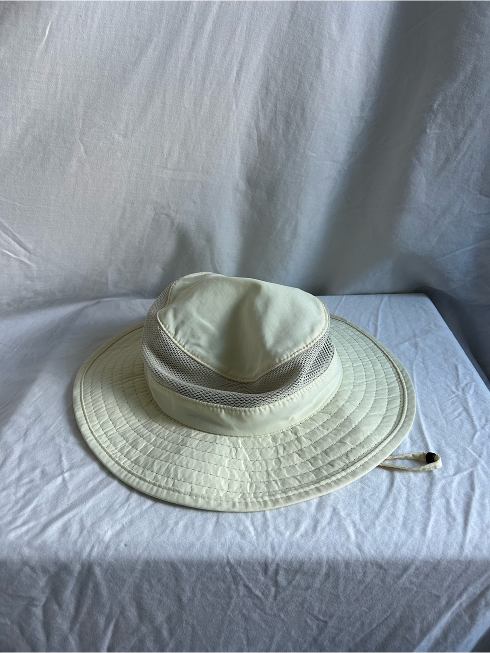 RedHead Medium Light Cream Wide Brim Sun Hat